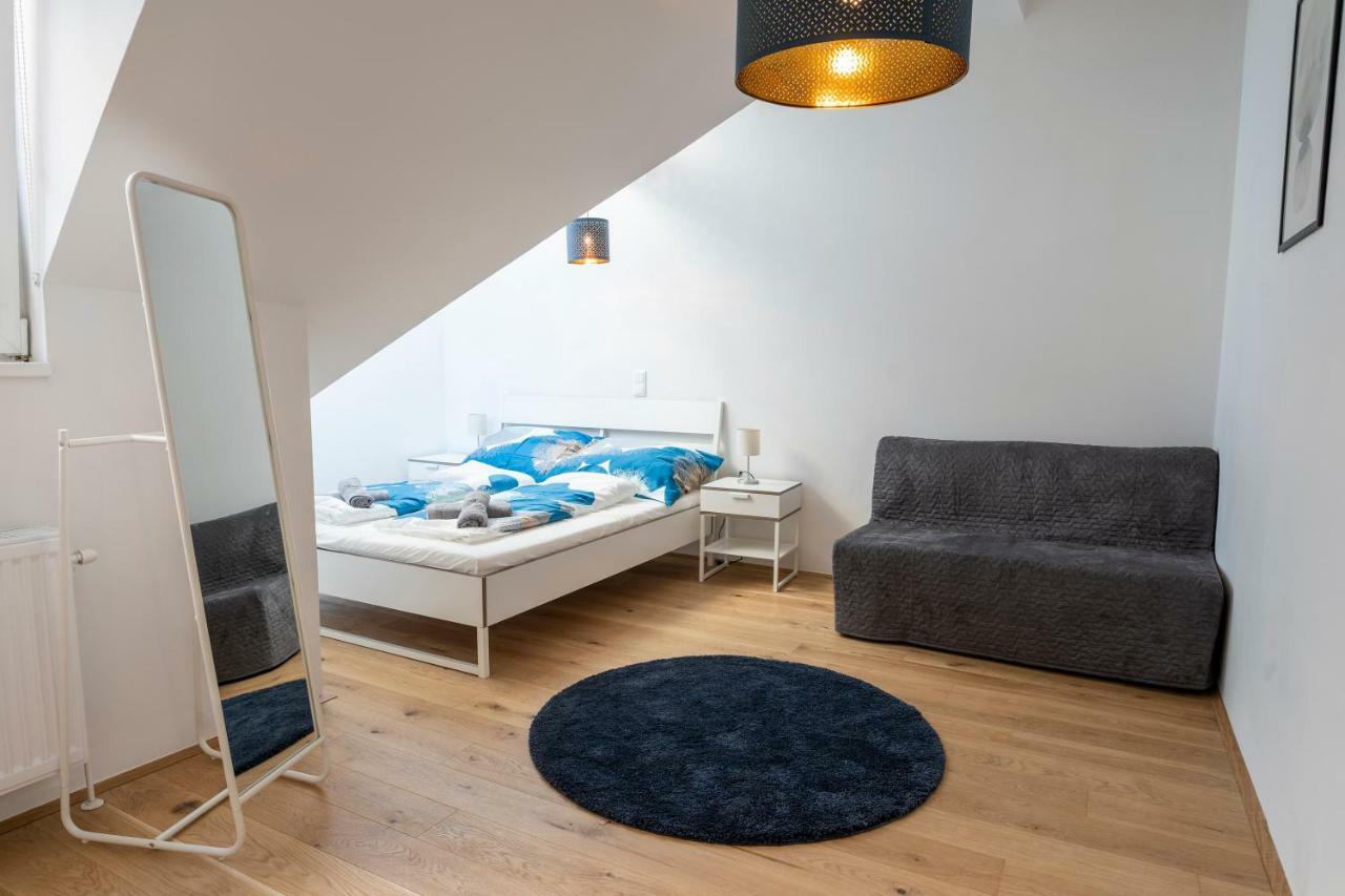 Ferienwohnung Easy Flat Stuckgasse Wien Exterior foto
